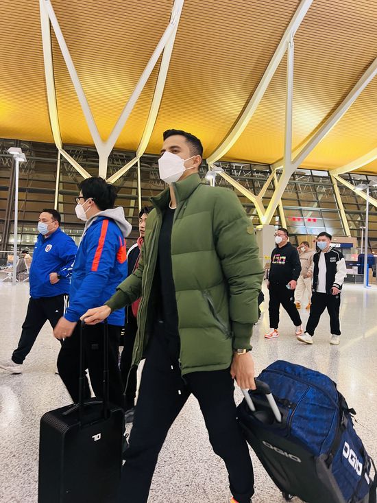马尔基尼奥斯：他已经从腿筋伤势中恢复，几乎和球队一起参加了所有的训练。